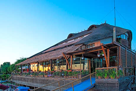 Paradise Delta House