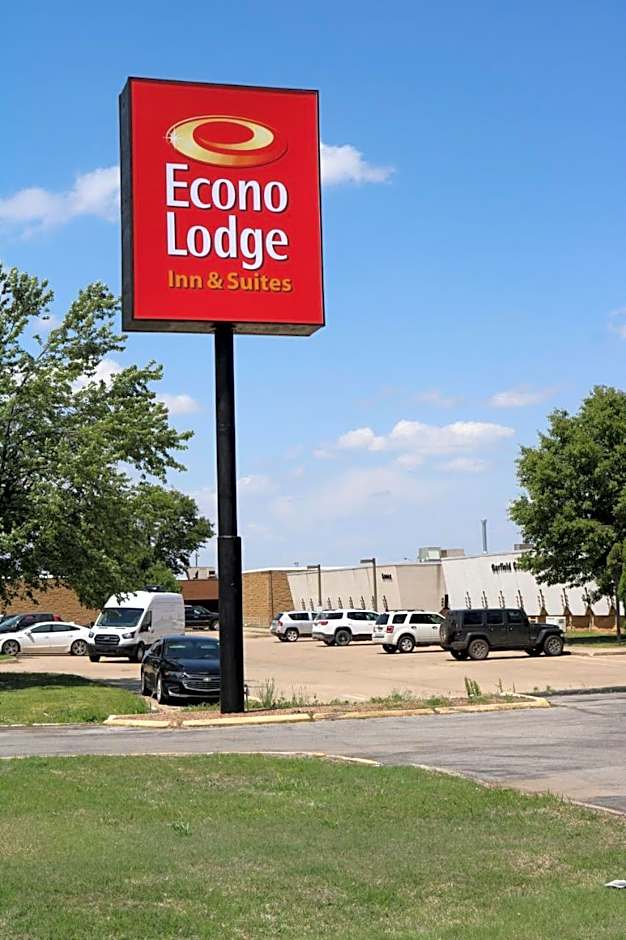 Econo Lodge Inn & Suites Enid South