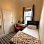 Carlton Hotel