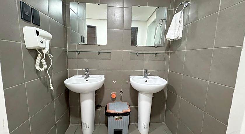 Belltower CSheLi Suites Bantay - Vigan