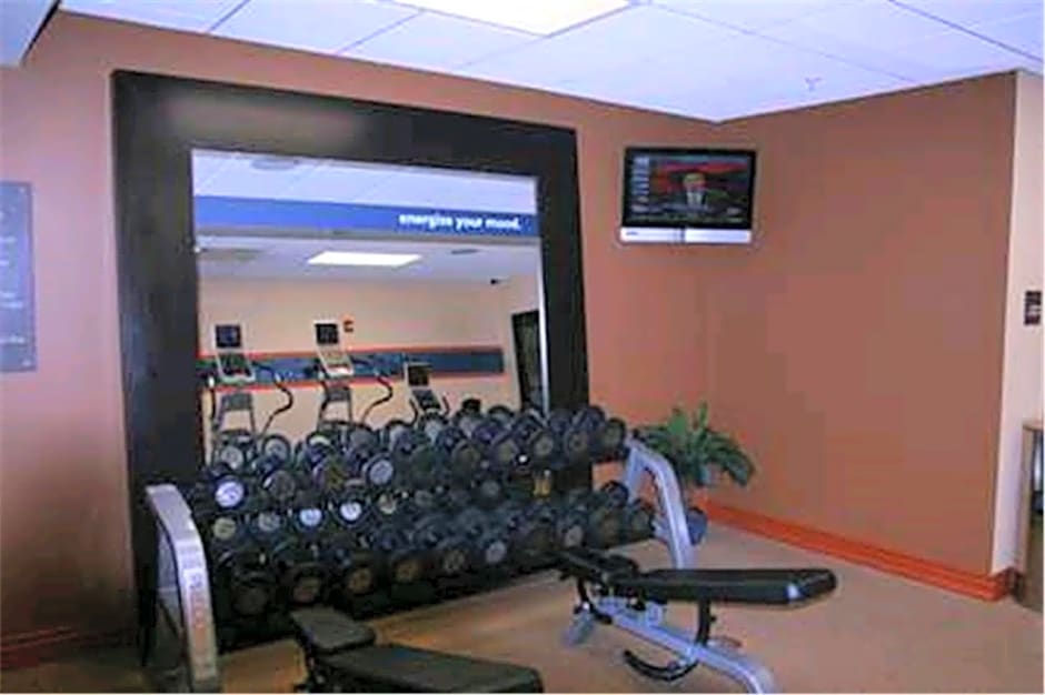 Newly Renovated Hampton Inn Omaha West Lakeside