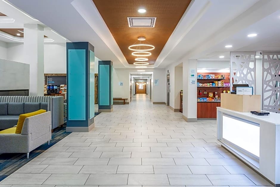 Holiday Inn Express & Suites Williamsburg By IHG