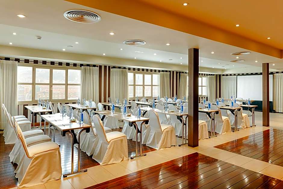 Abba Euskalduna Hotel