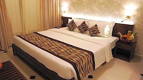 Semi Deluxe Room
