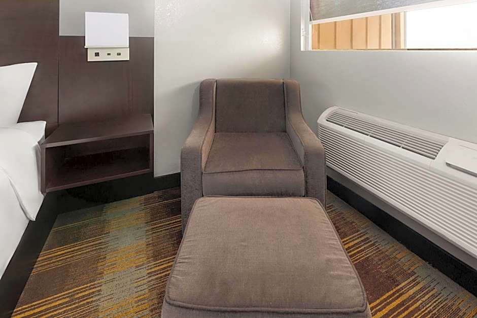 Travelodge by Wyndham New Braunfels