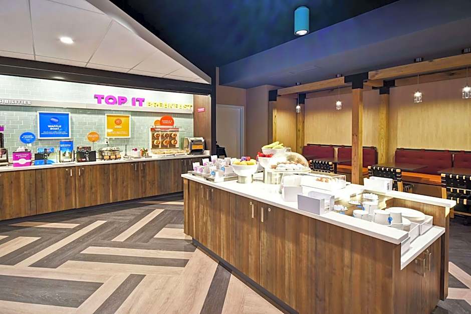 Tru By Hilton Sterling Heights Detroit