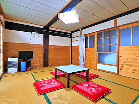 Japanese-Style Room with Shared Bathroom - Main Building