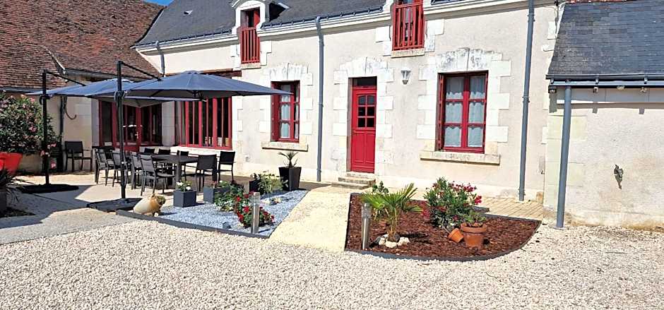 Gîte La Belle Aventure avec piscine et jacuzzi