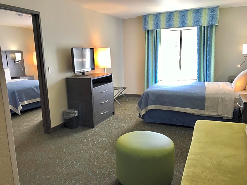 Days Inn & Suites by Wyndham East Flagstaff