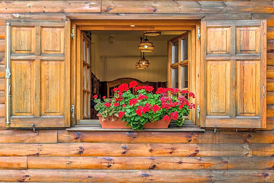 Lipicai Hotel és Étterem