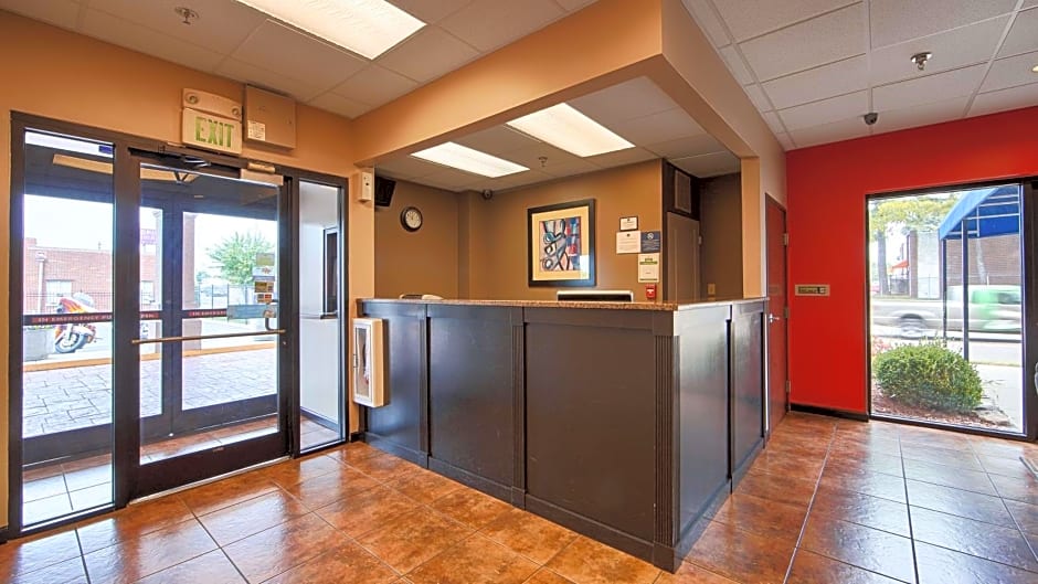 Best Western Plus Gen X Inn