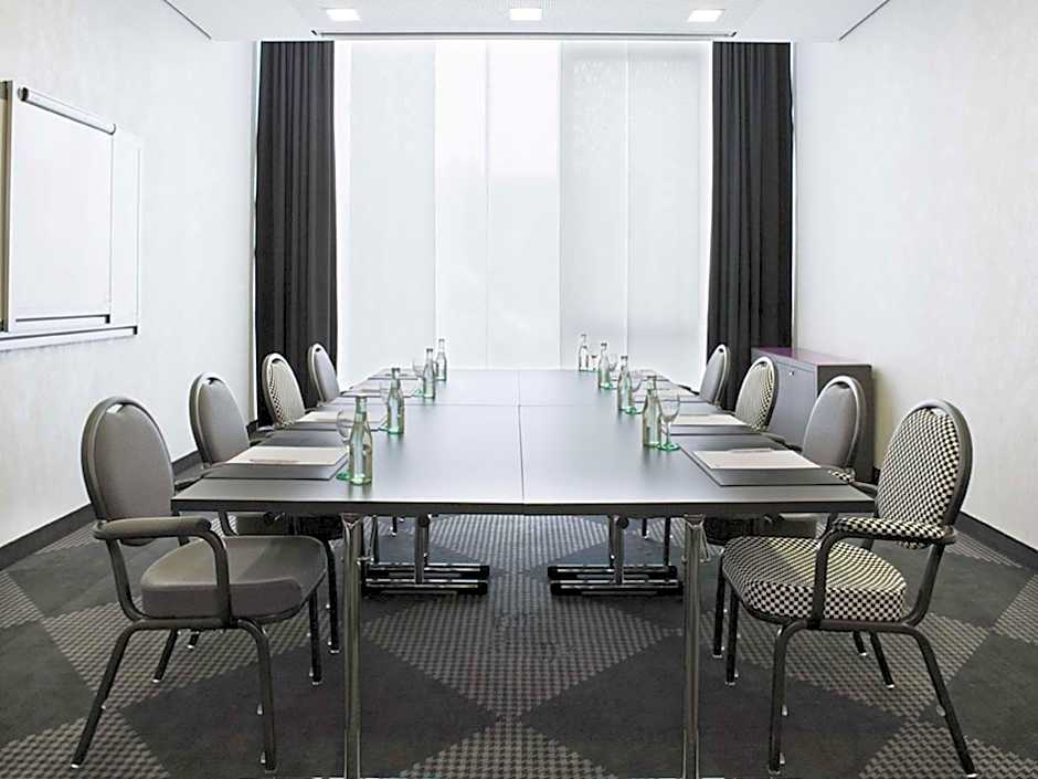 Moevenpick Hotel Stuttgart Airport