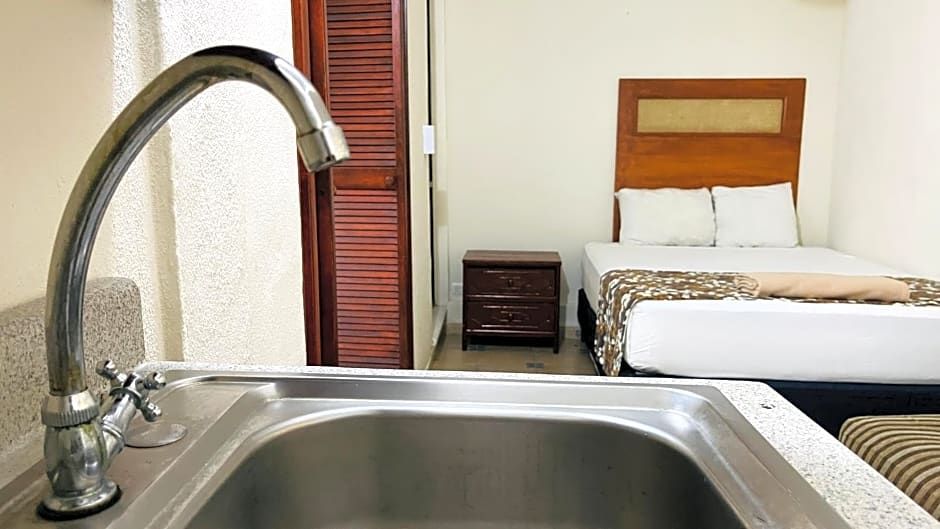 Hotel B&B by Playa del Karma