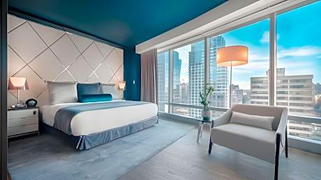 Cityscape King Room