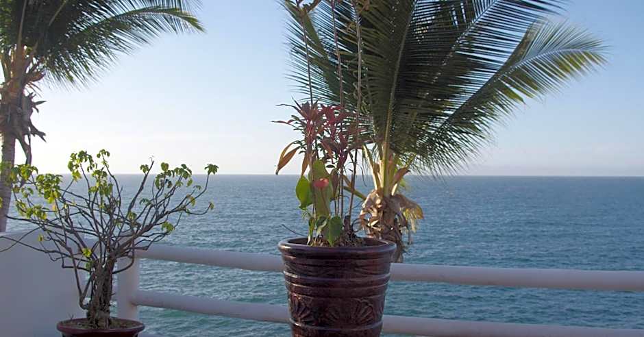 Traditional Sierra Leon Oceanfront Rooms - Adults Only