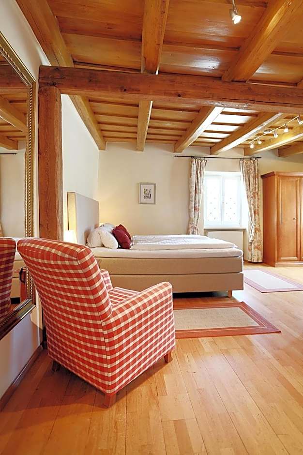 Renaissancehotel Raffelsberger Hof B&B