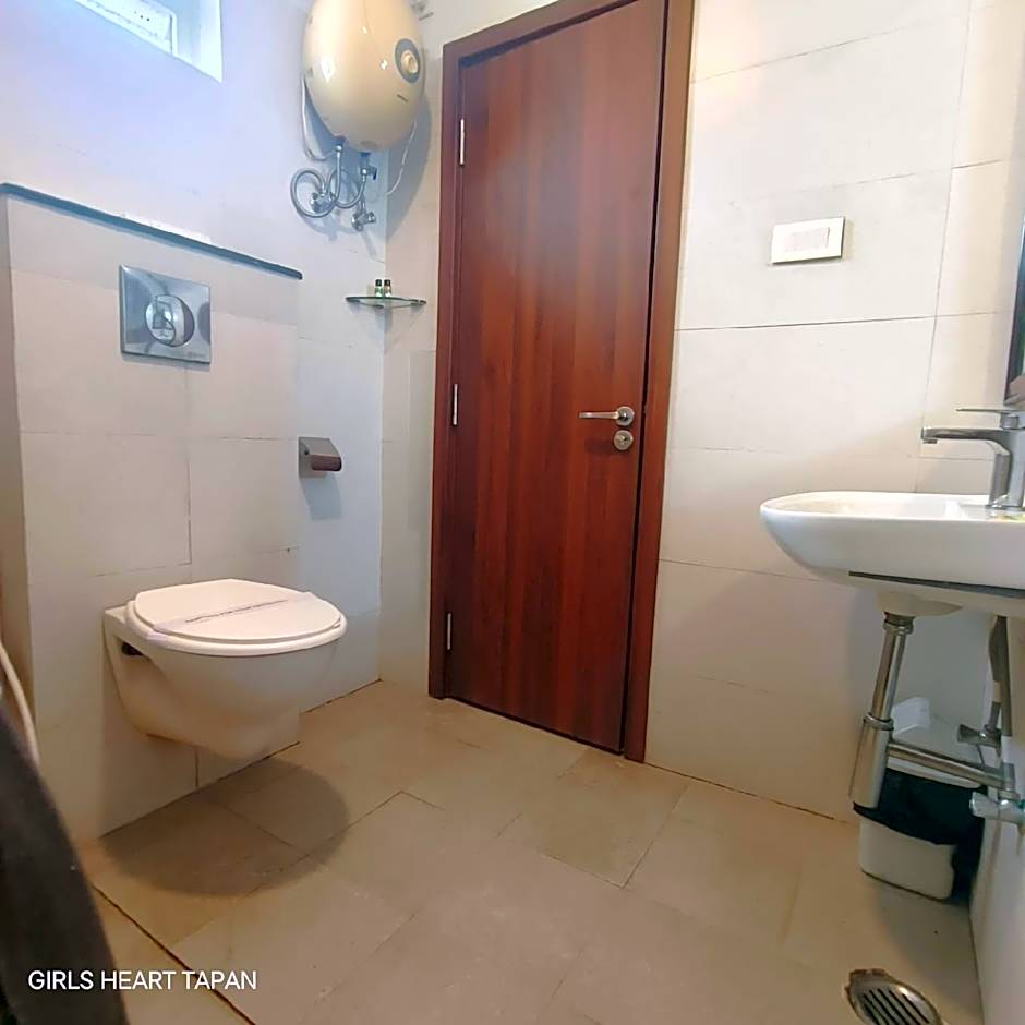 Hotel Shreehari Grand