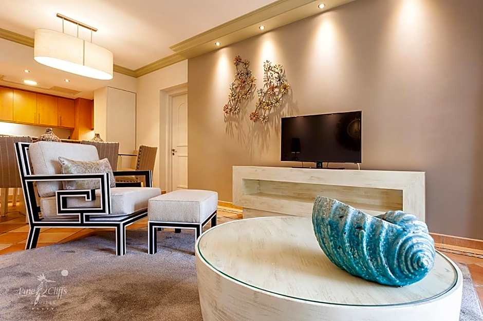 Pine Cliffs Suites