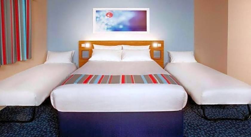 Travelodge Bromborough