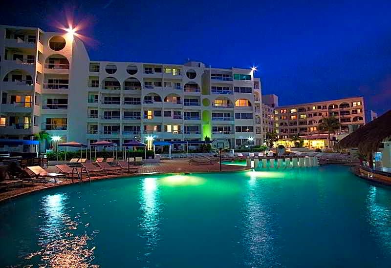 Aquamarina Beach