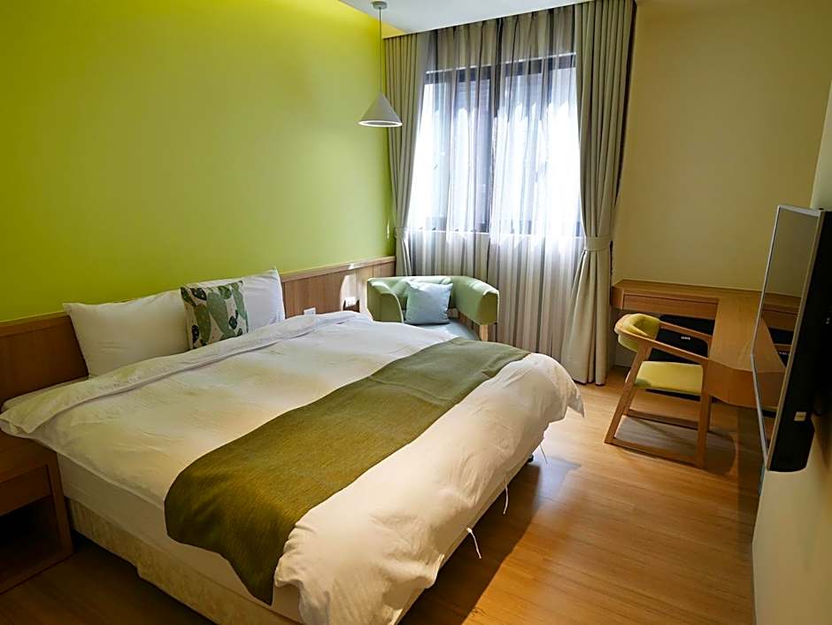 See Moon Homestay