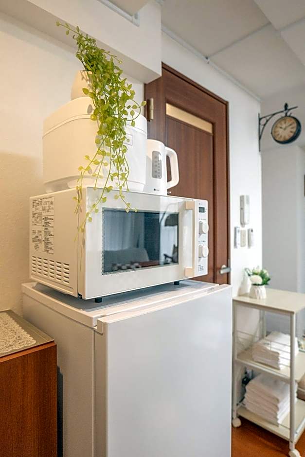 34 Sugamo Diamond mansion 401 direct to Ikebukuro Yamanote line 5mins