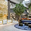The Lytle Park Hotel, Autograph Collection