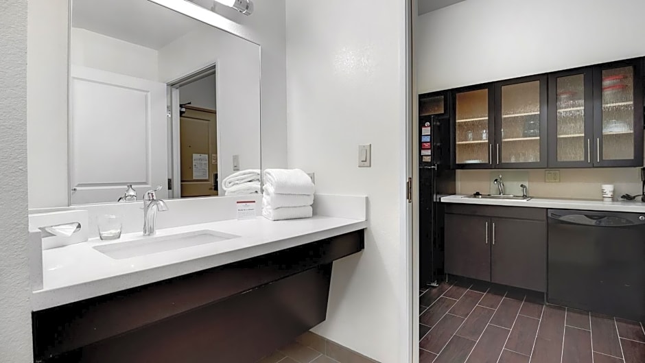Candlewood Suites Waco By IHG