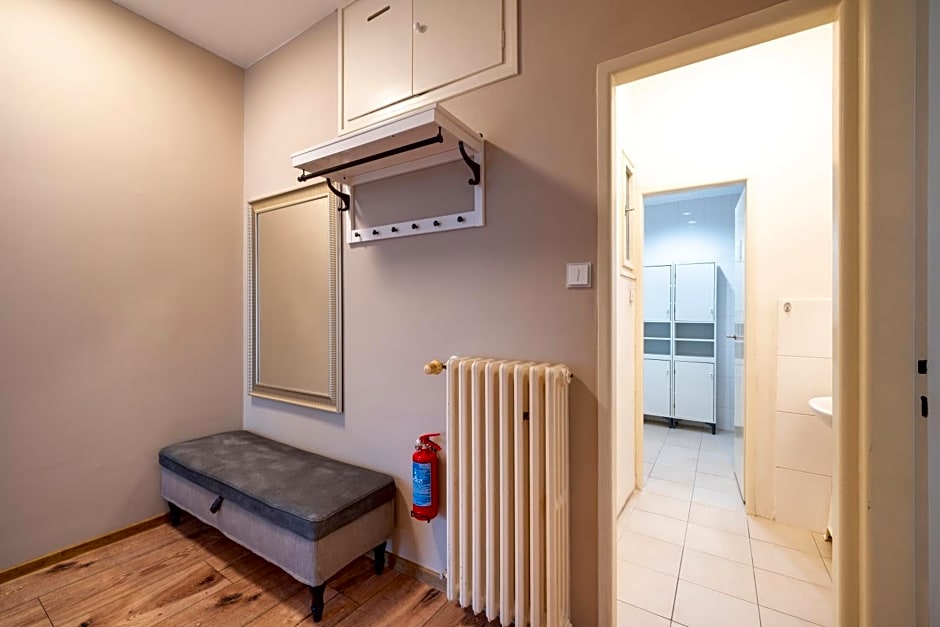 New Town - Apple Apartments