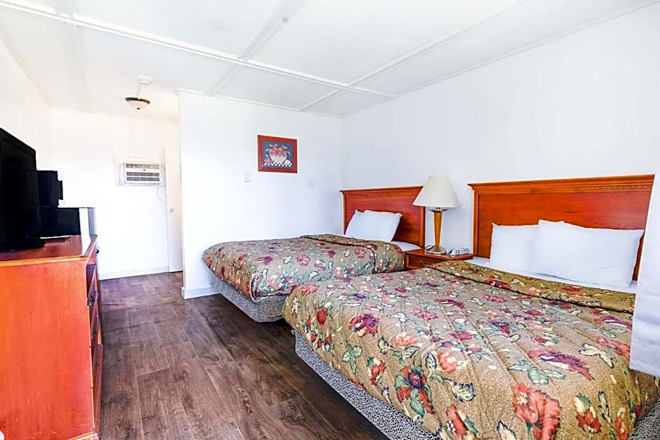 Country Hearth Inn & Suites By OYO Sturgis