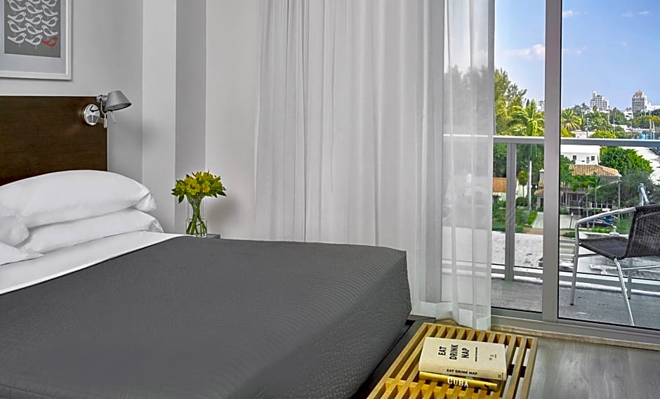 Photo 1 of 4 of Skyline 1 Bedroom Suite, Balcony