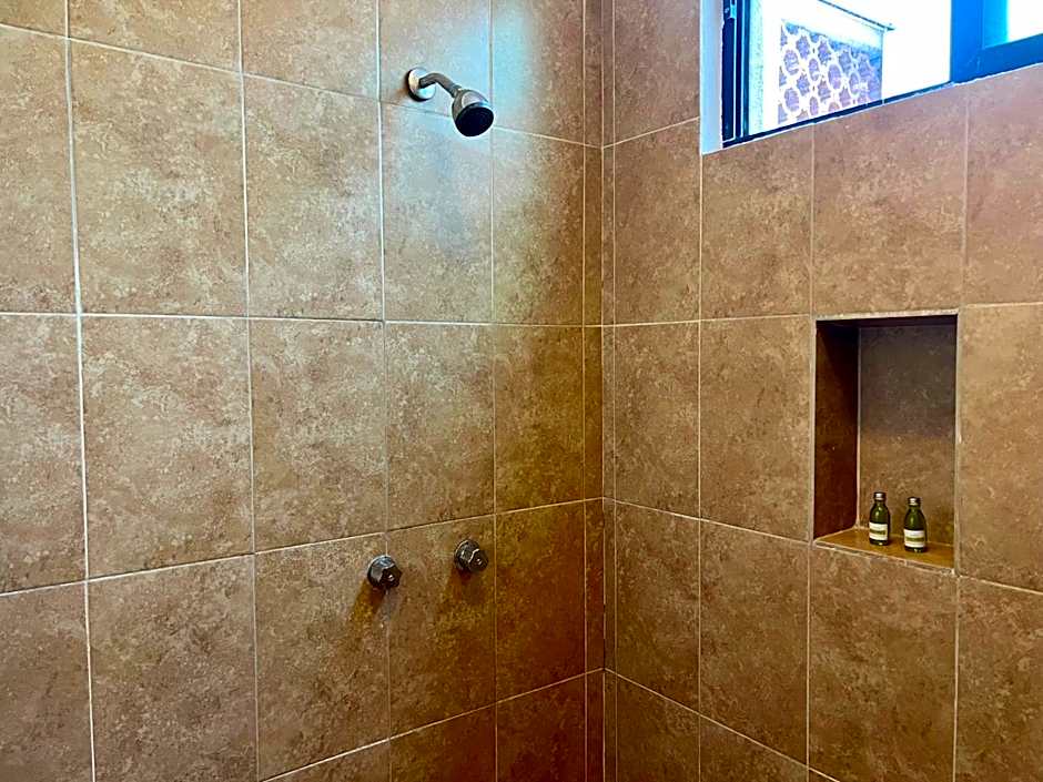 Pelicano Inn Playa del Carmen - Beachfront Hotel