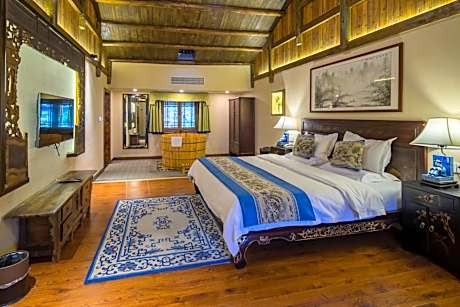 Deluxe Villa with Garden View