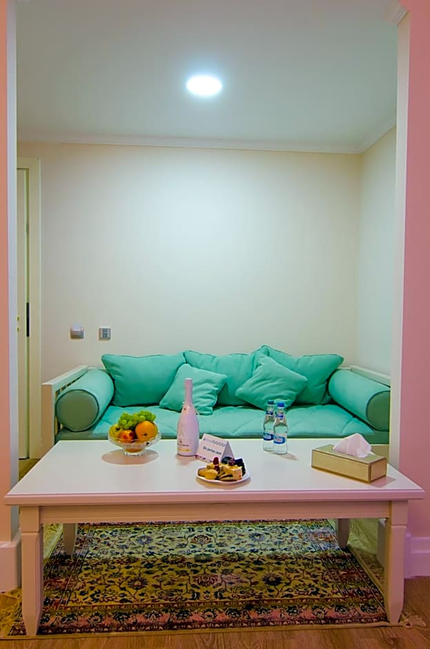 Phoenicia Royal Hotel