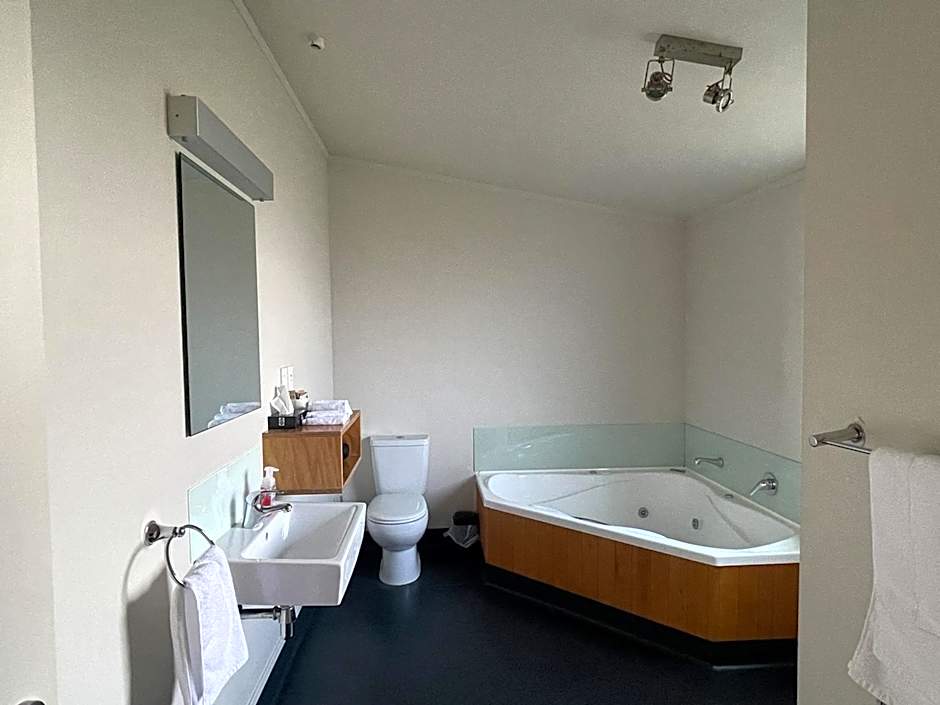 Waitomo Lodge
