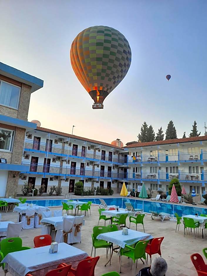 Uyum Hotel