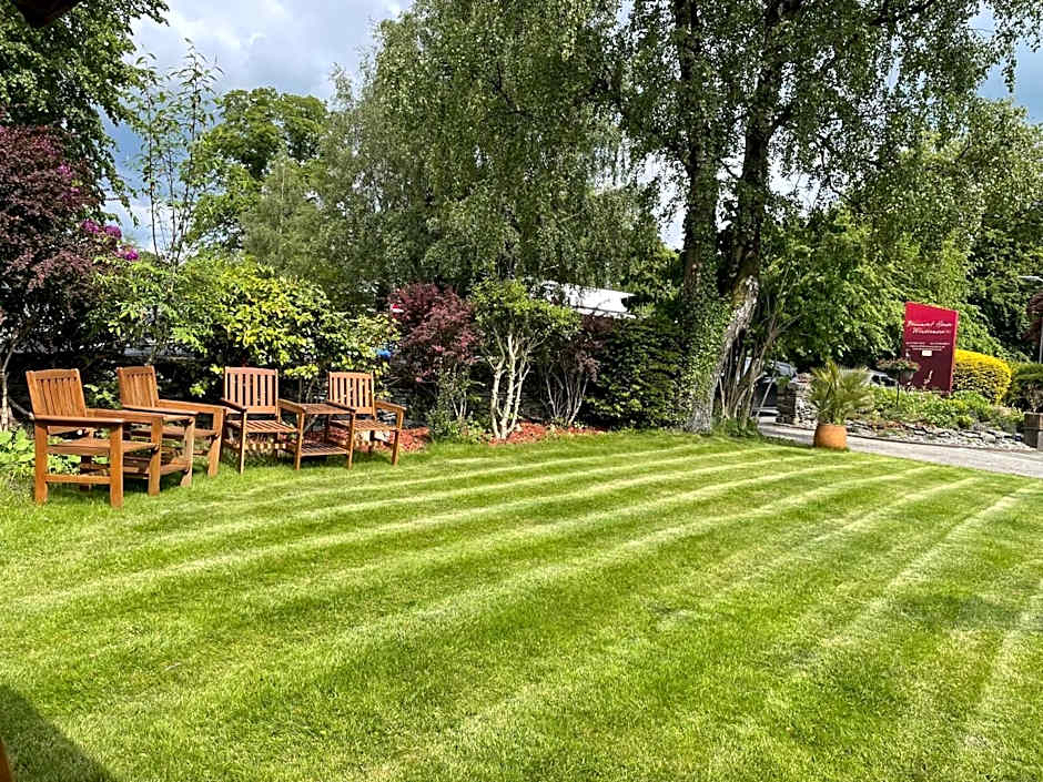 Beaumont Guest House Windermere - Adult Only - Free Car Park & Off Site access to the local Health Centre