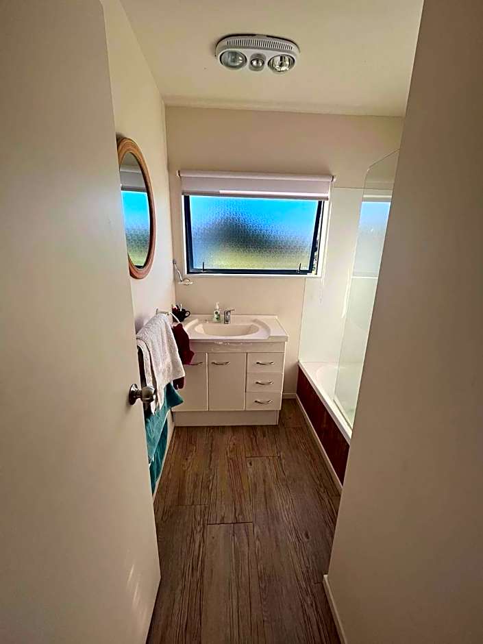 Hosts on the Coast Beach Break Matarangi