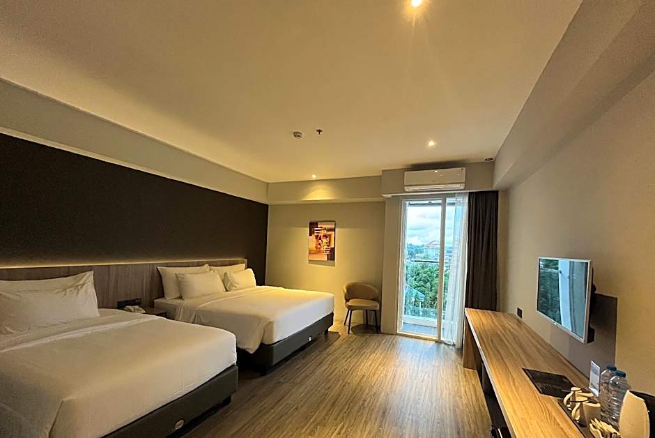 Rogers Hotel Manado