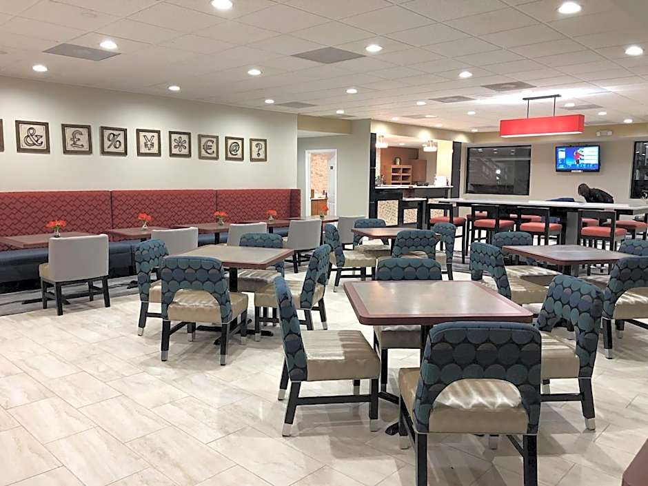 Quality Inn Dalton East