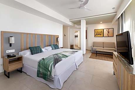 Suite with Balcony
