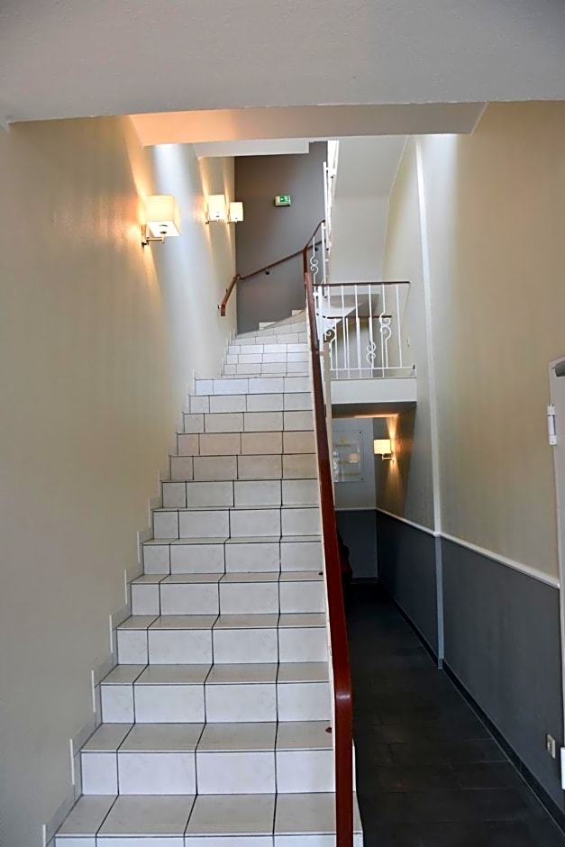 Dom Hotel