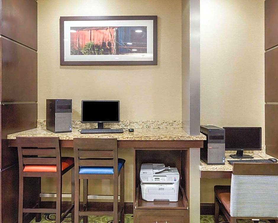 Comfort Suites Cotulla near I-35