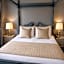 The Popinjay Hotel