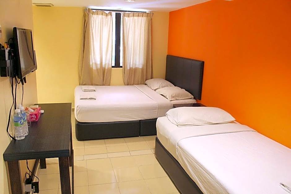 New Three Three Hotel Cheras