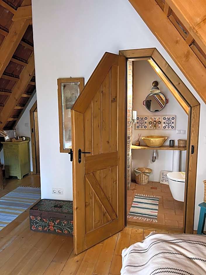 Viscri 32 - White Barn and Blue House