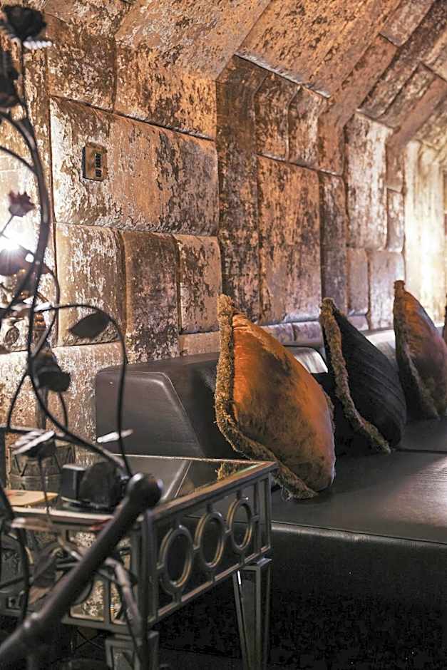 Crazy Bear Beaconsfield