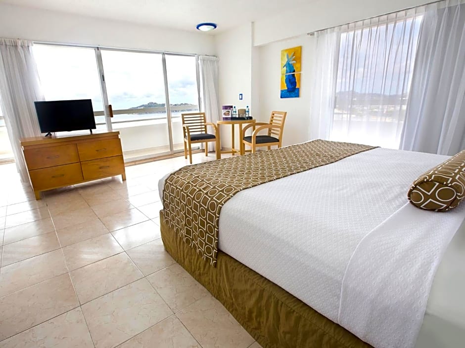 HS HOTSSON Hotel Acapulco