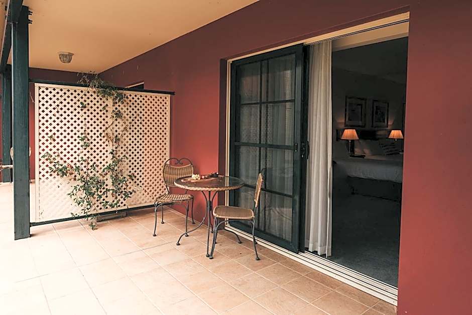 The Lawson Riverside Suites