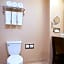 Holiday Inn Express and Suites Allentown West By IHG